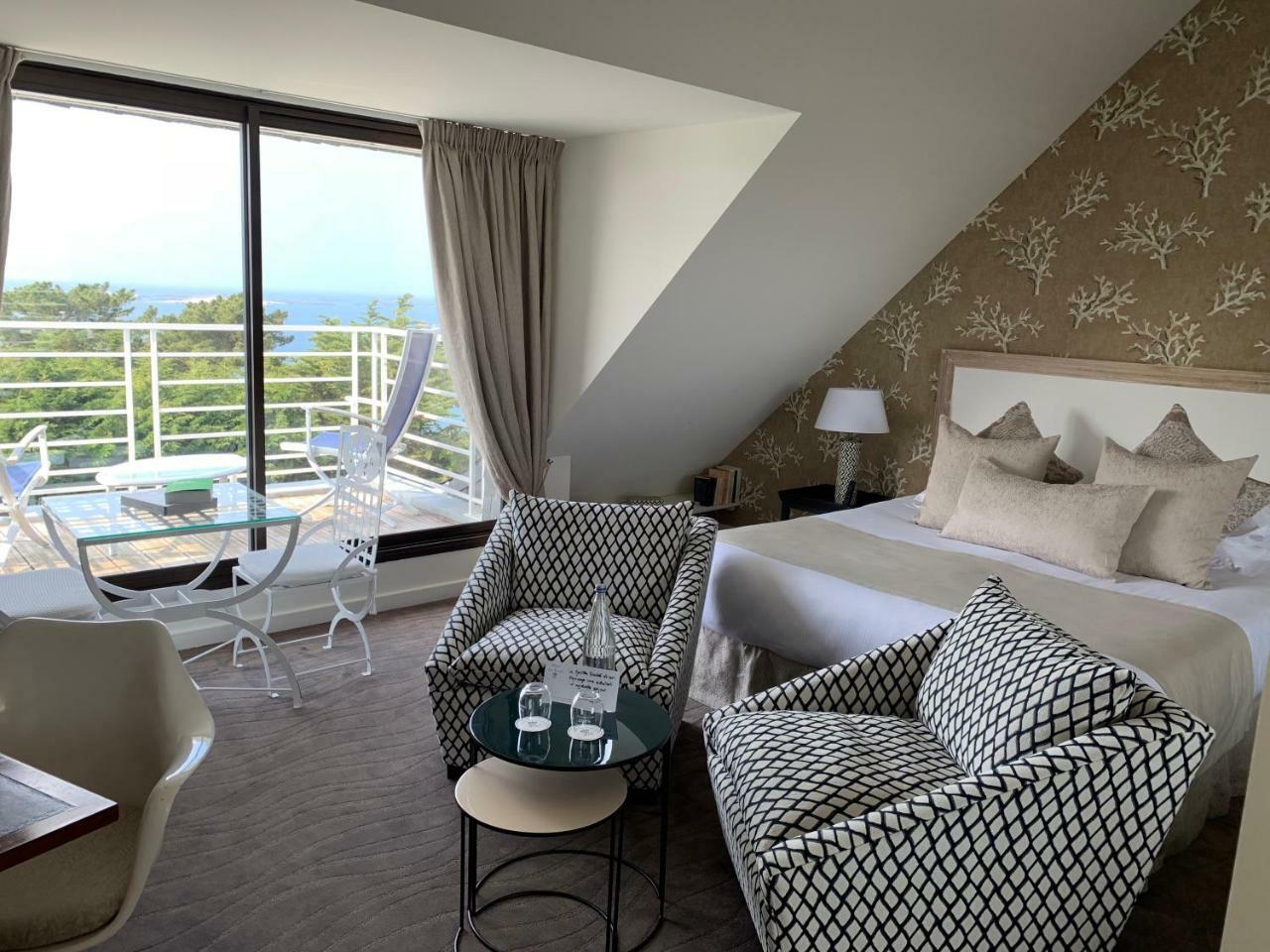 Hotel Manoir De Lan Kérellec 4*
